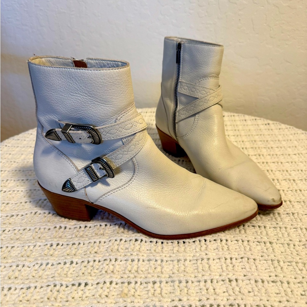 Frye ankle cowboy boot size 10